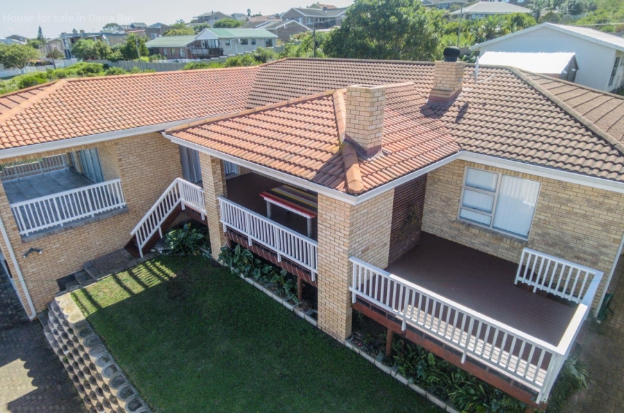 6 Bedroom Property for Sale in Dana Bay Western Cape